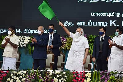 மெட்ரோ ரயில் சேவை: பிரதமர் தொடக்கி வைத்தார்