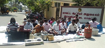 பொதுவழி ஆக்கிரமிப்பு: ரங்கநாதபுரம் மக்கள் போராட்டம்