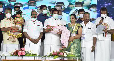 கோவையில் முதல்வருக்கு வரவேற்பு