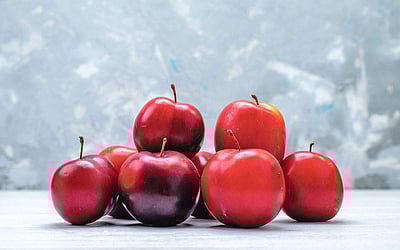 மேனியை பளபளப்பாக்கும் 'பிளம்ஸ்'