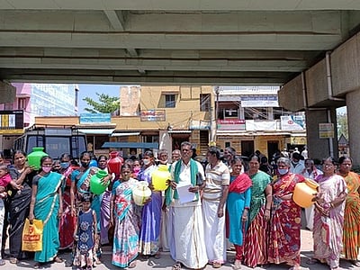 குடிநீா் வழங்கக் கோரி  கிராம மக்கள் முற்றுகை