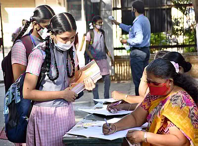 தமிழகத்தில் மே 3 முதல் பிளஸ் 2 பொதுத்தேர்வு