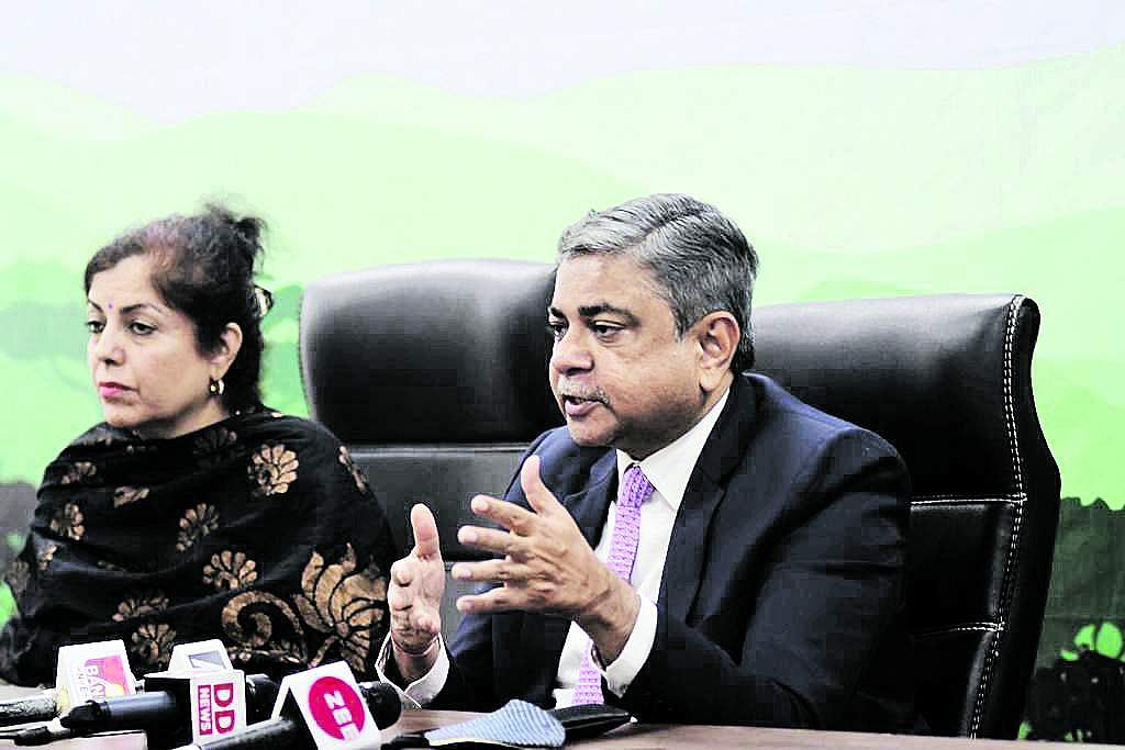 தமிழக சுற்றுலாத் தலங்களை மேம்படுத்த நடவடிக்கை: மத்திய அரசு உறுதி