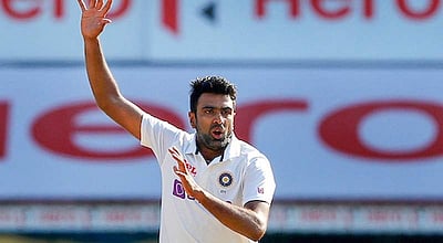 வாட் இஸ் வலிமை?: அஸ்வினிடம் அஜித் படம் பற்றி விசாரித்த இங்கிலாந்து வீரர் மொயீன் அலி!