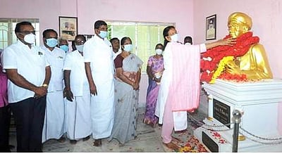 சங்க இலக்கியங்களுக்கு உயிர்கொடுத்தவர் தமிழ்த்தாத்தா உ.வே.சா:  மாவட்ட ஆட்சியர் புகழாரம்