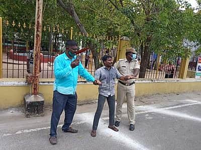 ஆளுநர் வரும் முன்பாக காரைக்கால் ஆட்சியர் அலுவலகத்தில் ஓட்டுநர் தீக்குளிக்க முயற்சி