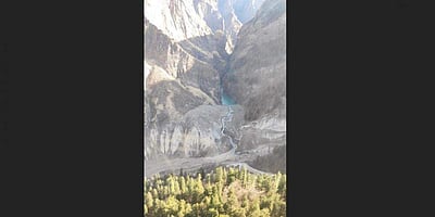 உத்தரகண்டில் செயற்கை ஏரி: ஆய்வு செய்ய ஆய்வாளர்கள் வருகை