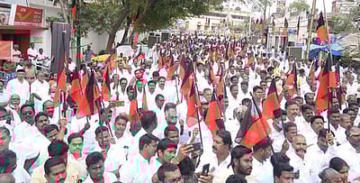 பெட்ரோல், டீசல் விலை உயா்வைக் கண்டித்து திமுக ஆா்ப்பாட்டம்