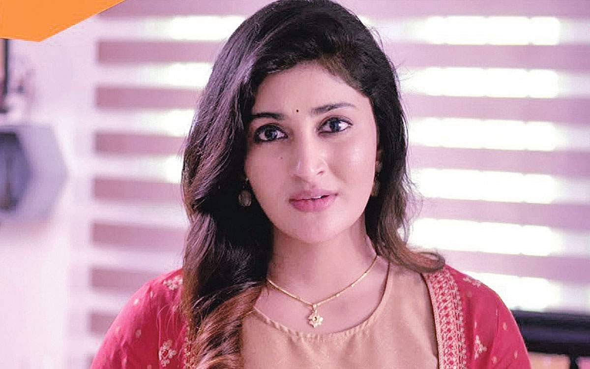 சின்னத்திரை மின்னல்கள்!: மீராவாகவே என்னைப் பார்க்கிறார்கள்!