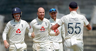 ஜோ ரூட் 5 விக்கெட்டுகள்: 33 ரன்கள் முன்னிலையுடன் 145 ரன்களுக்கு ஆட்டமிழந்த இந்திய அணி!