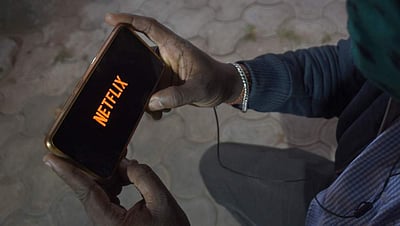 ஓடிடி தளங்களில் வெளியாகும் படங்களுக்குத் தணிக்கைச் சான்றிதழ்: மத்திய அரசு