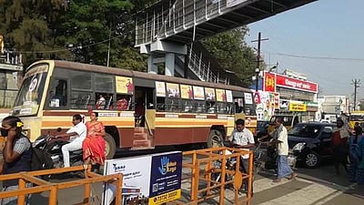 நாமக்கல் மாவட்டத்தில் 90 சதவீத பேருந்துகள் இயக்கம்