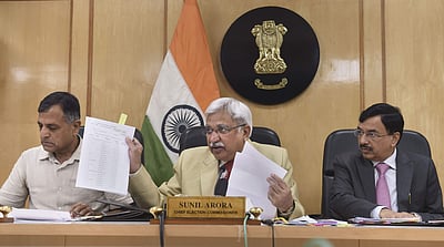 தமிழகம் உள்பட 5 மாநிலங்களில் தேர்தல் நடத்தை விதிமுறைகள் அமலுக்கு வந்தன: தேர்தல் ஆணையம்