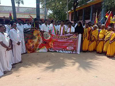 சாயல்குடியில் தேமுதிக ஆர்ப்பாட்டம்