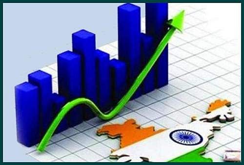 நிகழ் நிதியாண்டில் பொருளாதார வளா்ச்சி 7.4%: மத்திய அரசு கணிப்பு