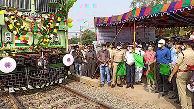 தமிழகத்தில் விரைவில் பயணிகள் ரயில் சேவை: தென்னக ரயில்வே பொது மேலாளர் தகவல்