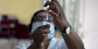 நாட்டில் 19 நாள்களில் 44 லட்சம் பேருக்கு கரோனா தடுப்பூசி