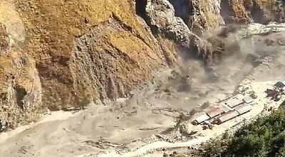 உத்தரகண்டில் பனிச்சரிவினால் திடீர் வெள்ளம்: 150 பேர் பலி?