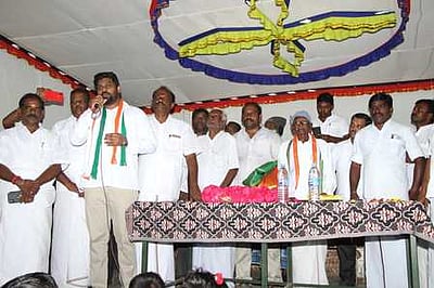 ஸ்ரீவைகுண்டம் தொகுதியில் 5,000 பேருக்கு நல உதவிகள்