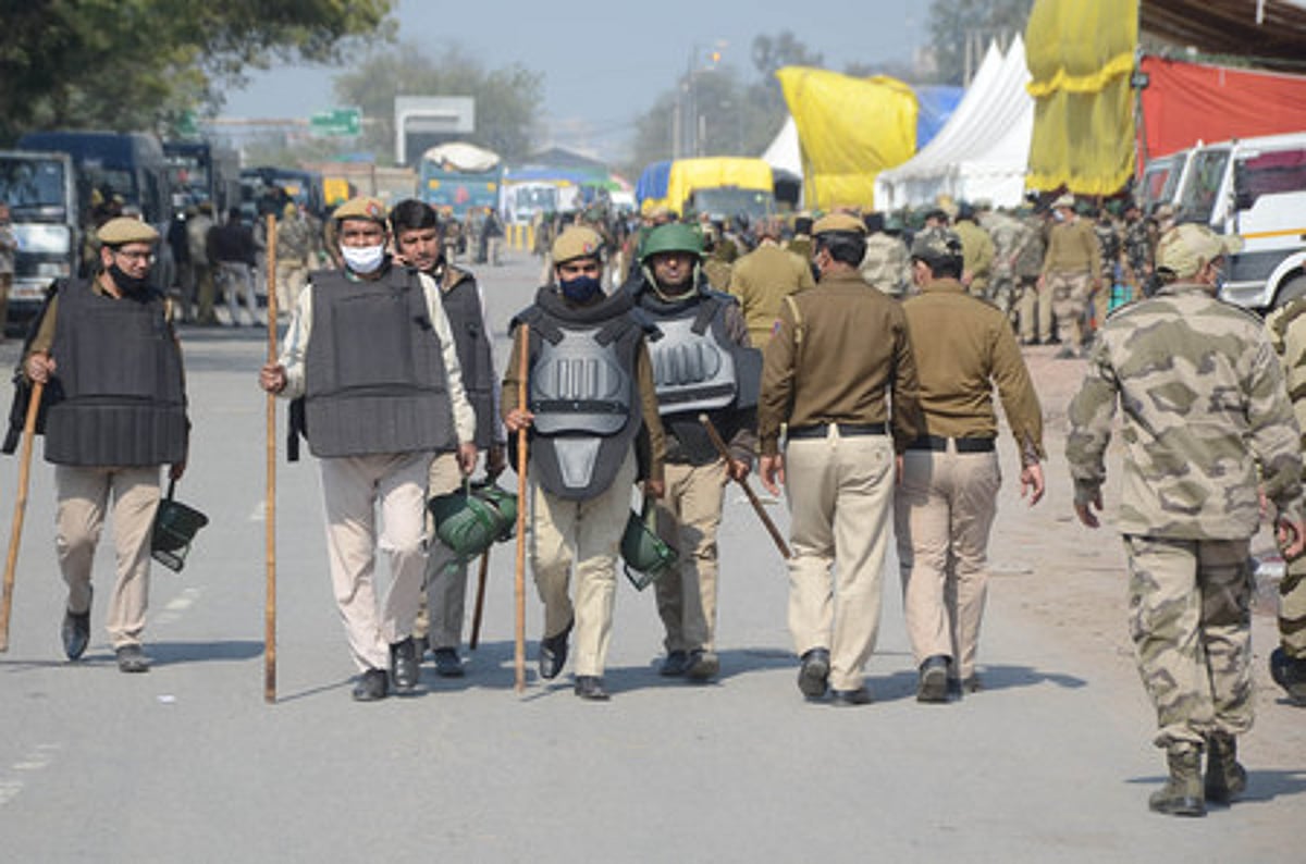 வேளாண் சட்டங்களை திரும்பப் பெறும் வரை வீடு திரும்ப மாட்டோம்! ராகேஷ் திக்காய்த்