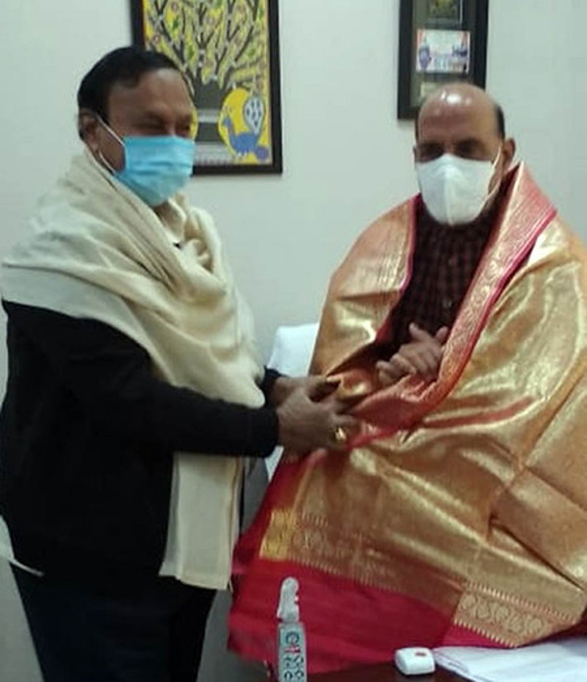 முன்னாள் ராணுவ வீரரின் மகளுக்கு ஓய்வூதியம் வழங்க வேண்டும்: ராஜ்நாத் சிங்கிடம் எம்பி டி.ஆா்.பாலு மனு