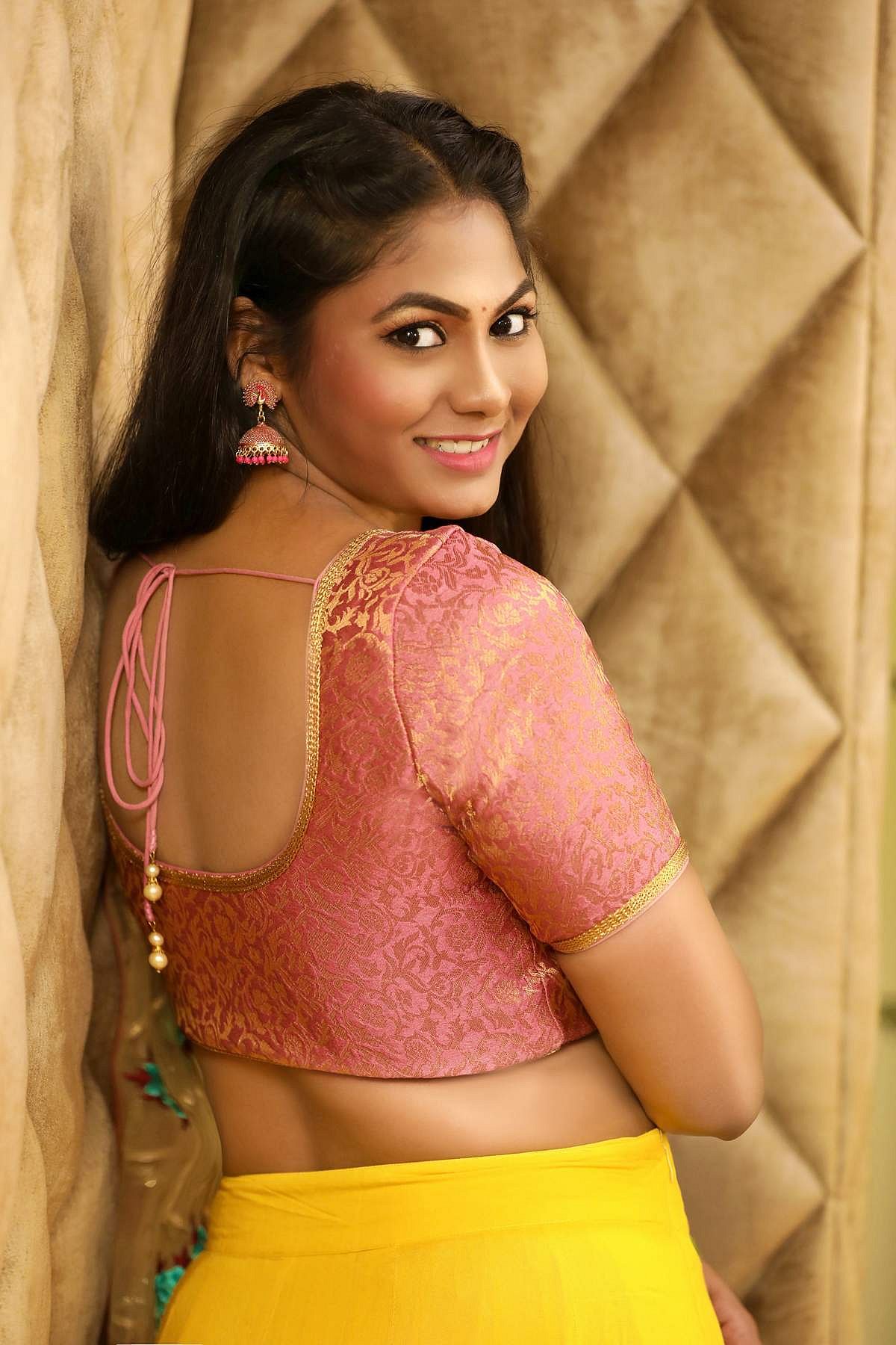 ஸ்ருதி ரெட்டி புகைப்படங்கள்