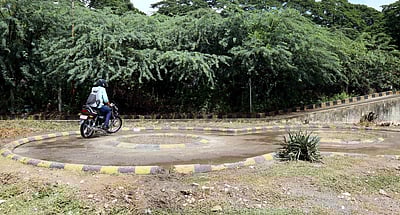 பயிற்சி மையத்தில் பயின்றால் தேர்வு இல்லாமல் ஓட்டுநர் உரிமம்: மத்திய அரசு பரிசீலனை