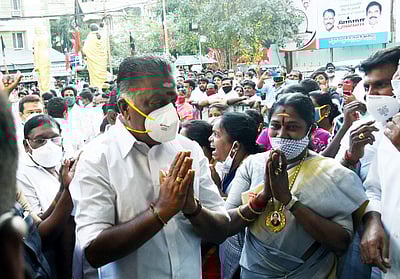 தொகுதிப் பங்கீடு: ஓபிஎஸ் - இபிஎஸ் ஆலோசனை