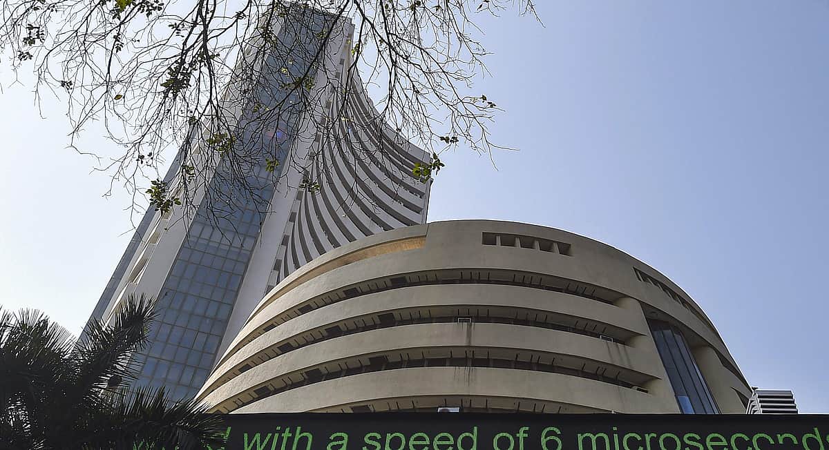 லாபப் பதிவு: 793 புள்ளிகளை இழந்தது சென்செக்ஸ்!