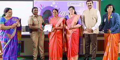 நேரு கல்வி நிறுவனங்கள் சாா்பில் மகளிா் தினக் கொண்டாட்டம்