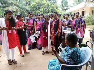 மானான்விளை ஜேம்ஸ் கல்வியியல் கல்லூரியில் மகளிா் தின விழா