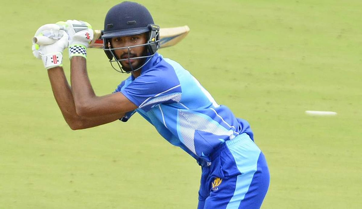 இந்திய அணிக்குத் தேர்வாக வாய்ப்புண்டா?: விஜய் ஹசாரே போட்டியில் அசத்தி வரும் 20 வயது தேவ்தத் படிக்கல்!