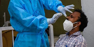 மகாராஷ்டிரத்தில் புதிதாக 15,602 பேருக்கு கரோனா