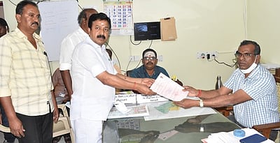 சி.வி.சண்முகம், க.பொன்முடி வேட்பு மனு தாக்கல்