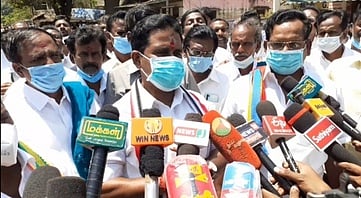 பெரும்பான்மை பலத்துடன் அதிமுக மீண்டும் ஆட்சி அமைக்கும்