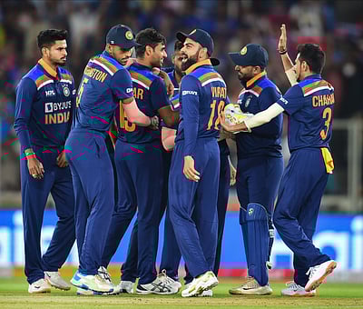 இந்திய அணிக்கு 20 சதவிகிதம் அபராதம்