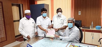 ஈரோடு கிழக்கில் யுவராஜா (த.மா.கா. - அதிமுக) வேட்பு மனு