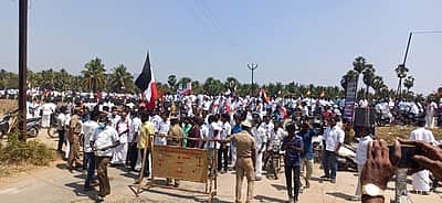 வீரபாண்டி தொகுதி அமமுக வேட்பாளா் மனு தாக்கல்