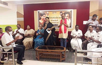 கோவில்பட்டி திமுக கூட்டணி நிா்வாகிகள் ஆலோசனைக் கூட்டம்