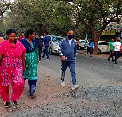 கோவை ரேஸ்கோர்ஸ் பகுதியில் கமல்ஹாசன் நடைப்பயிற்சி