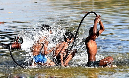 தில்லியில் வெயிலின் தாக்கம் அதிகரிப்பு; ‘மிகவும் மோசம்’ பிரிவில் காற்றின் தரம்