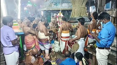 காஞ்சிபுரம் ஏகாம்பரநாதர் சுவாமி கோயிலில் பங்குனி உத்திரப் பெருவிழா கொடியேற்றத்துடன் தொடக்கம்