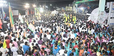 குண்டர்கள் முழுவதும் தி.மு.க.வில் தான் நிறைந்துள்ளார்கள்: முதல்வர்