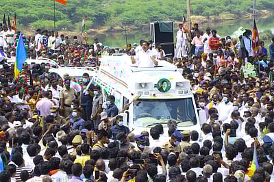 காவிரி நீர் உரிமையை பெற்றுத் தந்தது அதிமுக அரசுதான்: முதல்வர் பழனிசாமி