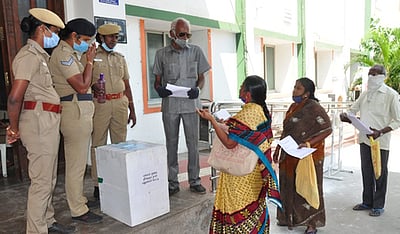 பொது மக்கள் குறைகேட்புக் கூட்டம் ரத்து: முறையாக அறிவிக்காததால் ஏமாற்றத்துக்குள்ளான மக்கள்