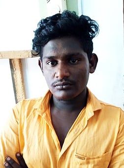 காரைக்குடி அருகே வழிப்பறிச் சம்பவம்: கல்லூரி மாணவா் உள்பட 3 போ் கைது