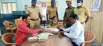 கடலூரில் ரூ.51.36 லட்சம் பறிமுதல்: பறக்கும் படை அதிரடி