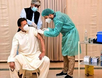 பாகிஸ்தான் பிரதமர் இம்ரான் கானுக்கு கரோனா