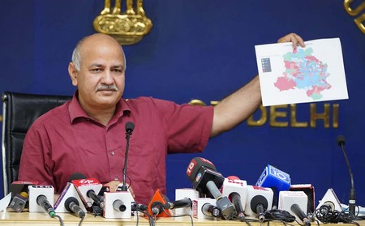 தில்லியில் மதுபானம் அருந்தும் வயது 21-ஆகக் குறைப்பு