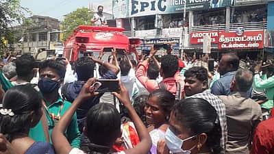 இலவசத் திட்டங்களால் ஏழ்மையை ஒழித்துவிட முடியாது: கமல்ஹாசன்